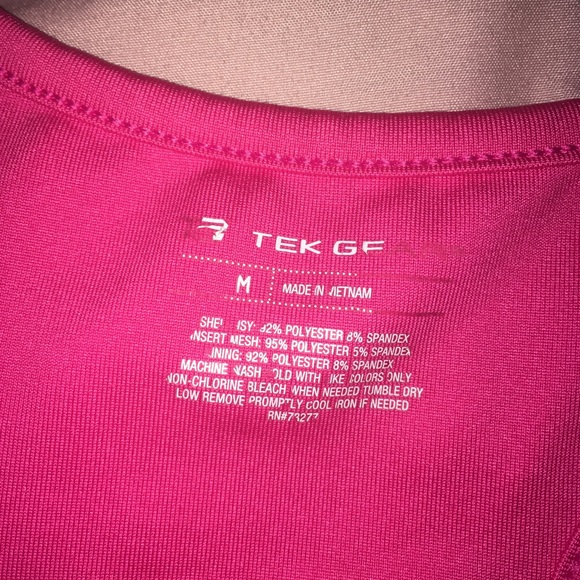 Workout top - Picture 4 of 4